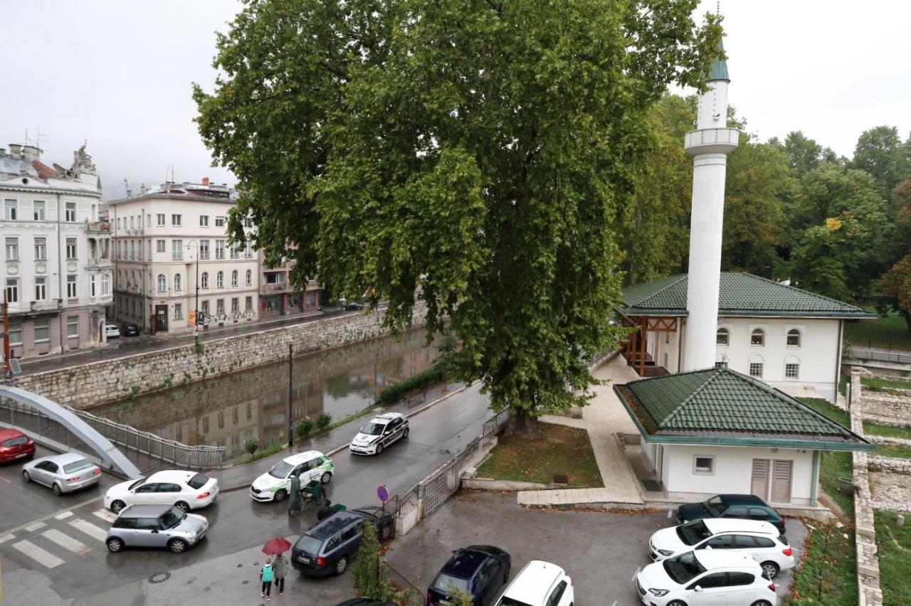 Franca-Free Parking Apartment Sarajevo Ngoại thất bức ảnh